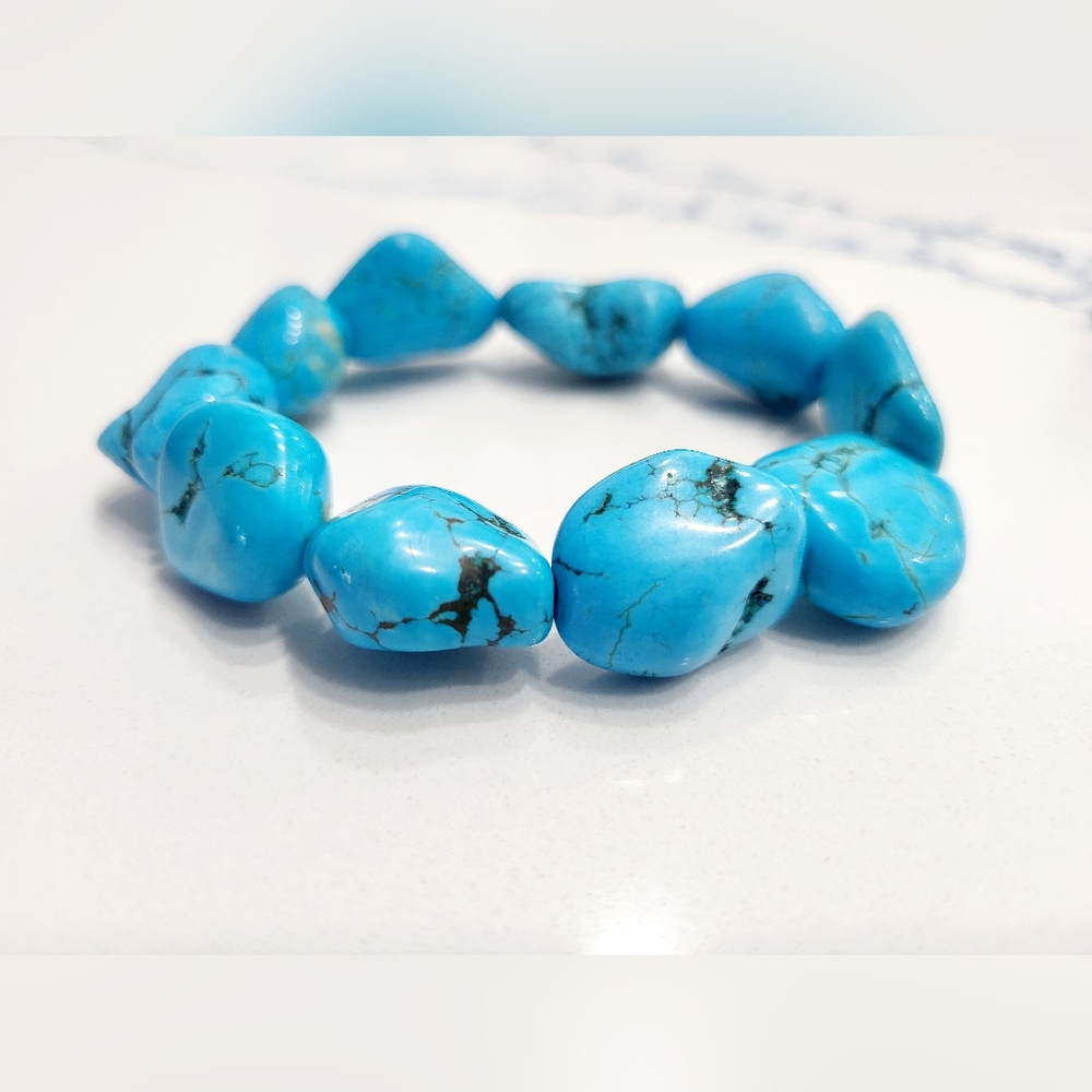 Turquoise Nugget Stretch Bracelet - Picture 13 of 13